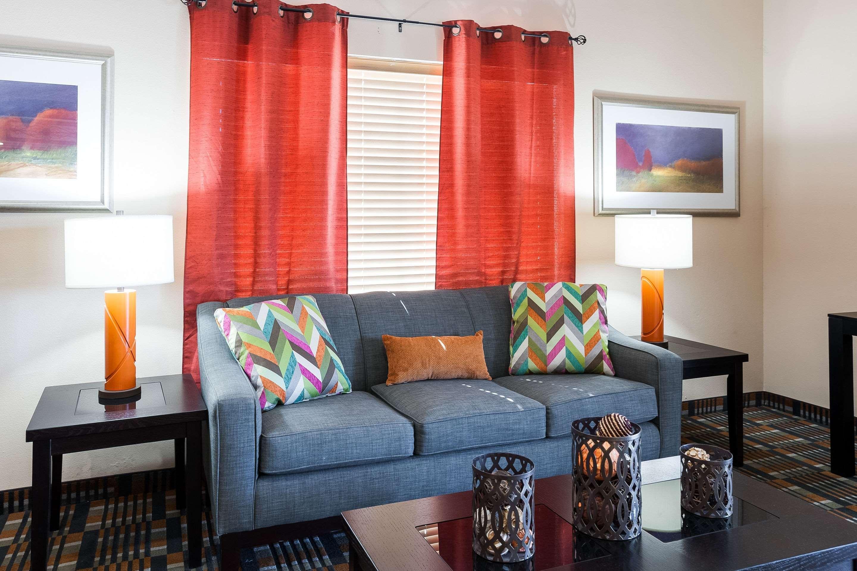 Quality Inn & Suites Lake Charles South Buitenkant foto
