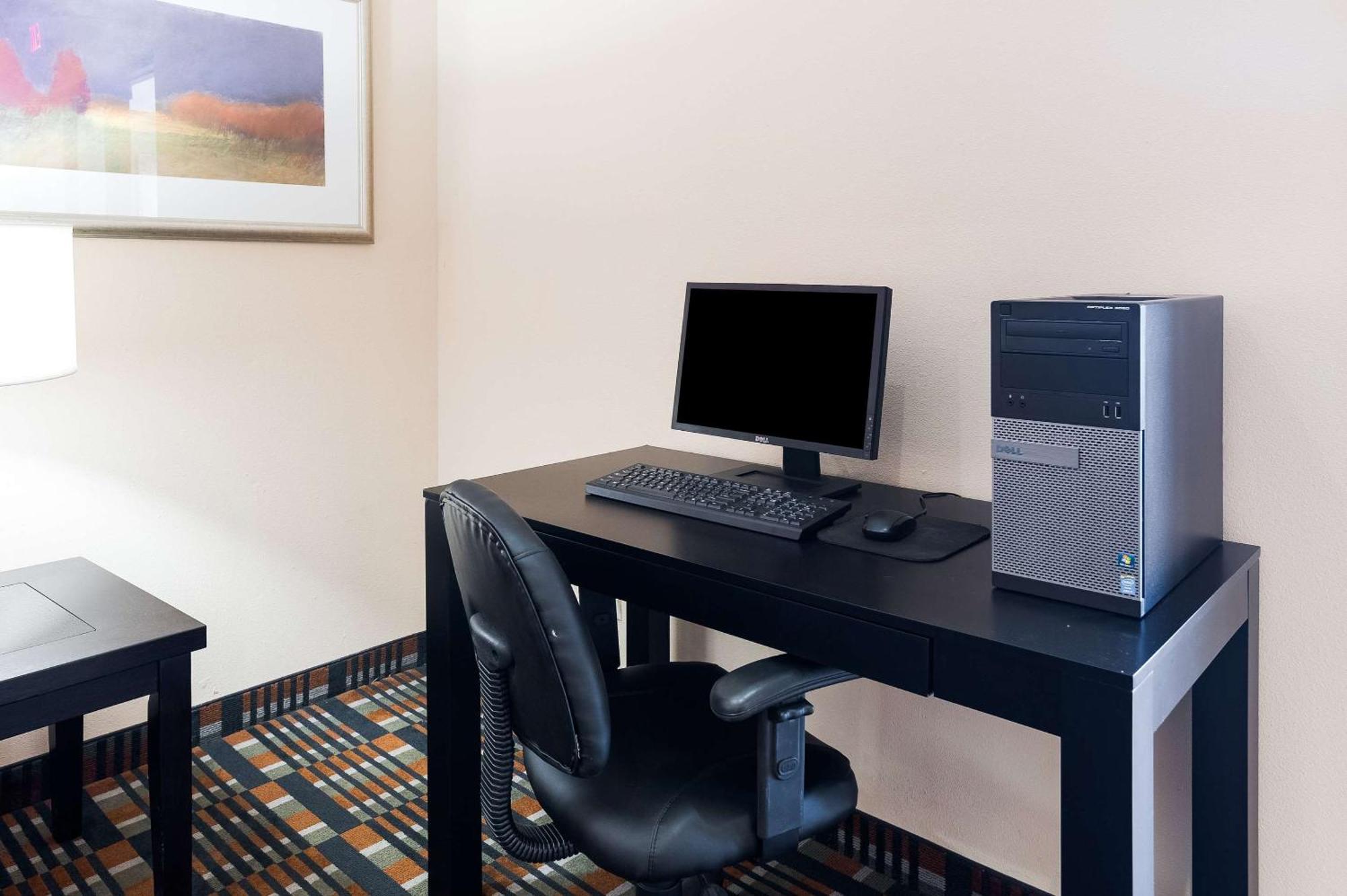 Quality Inn & Suites Lake Charles South Buitenkant foto