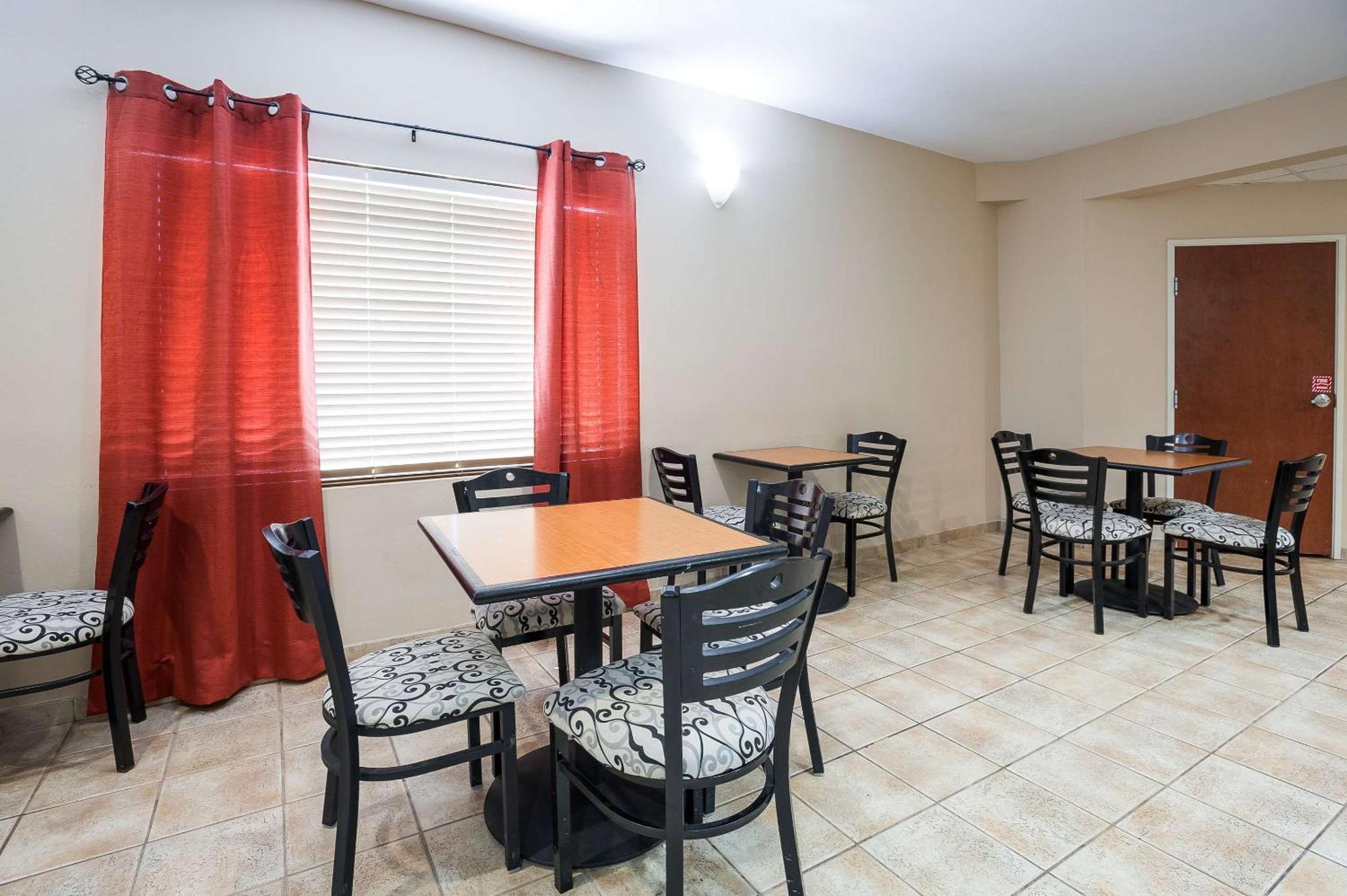 Quality Inn & Suites Lake Charles South Buitenkant foto