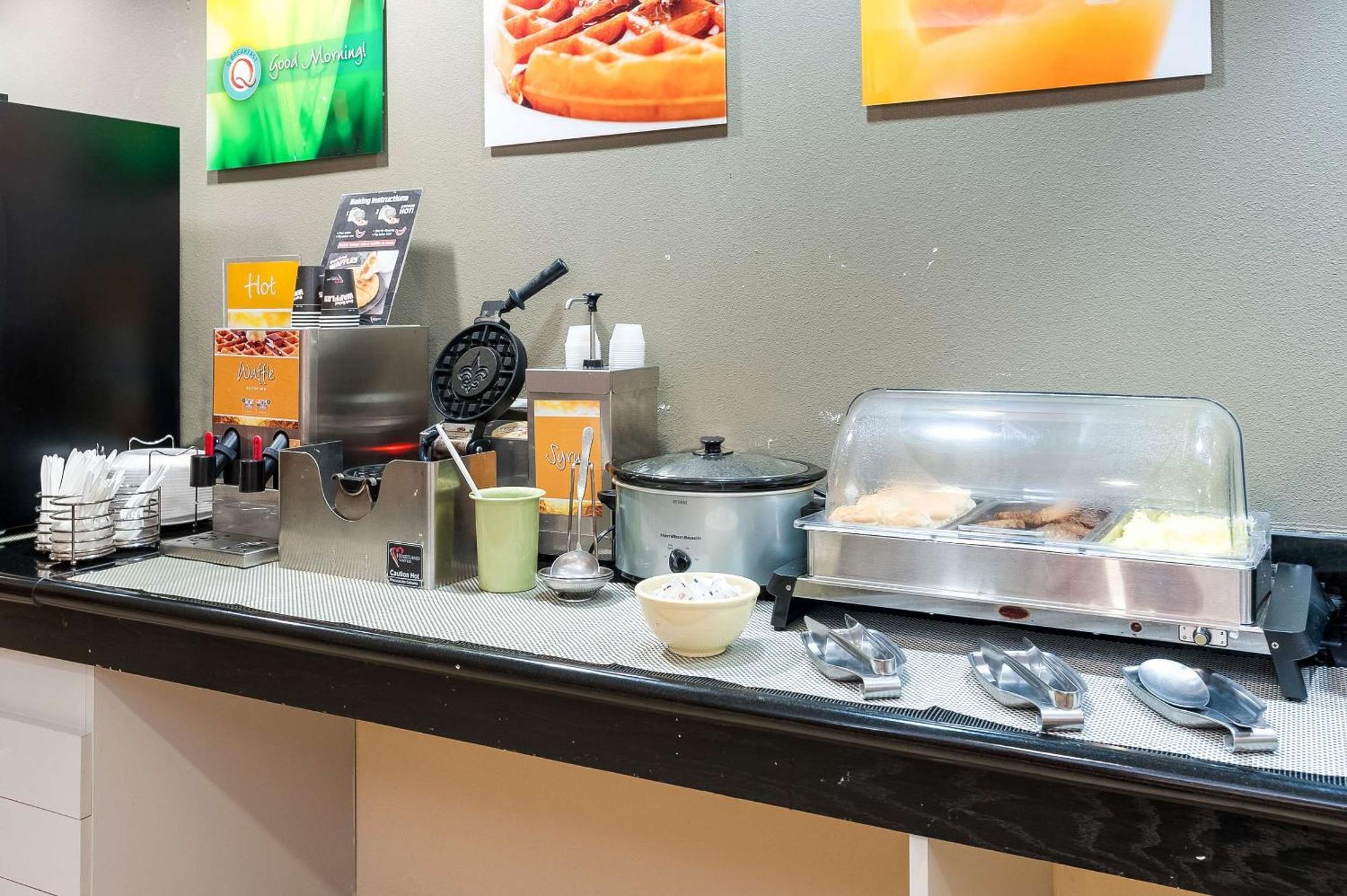 Quality Inn & Suites Lake Charles South Buitenkant foto