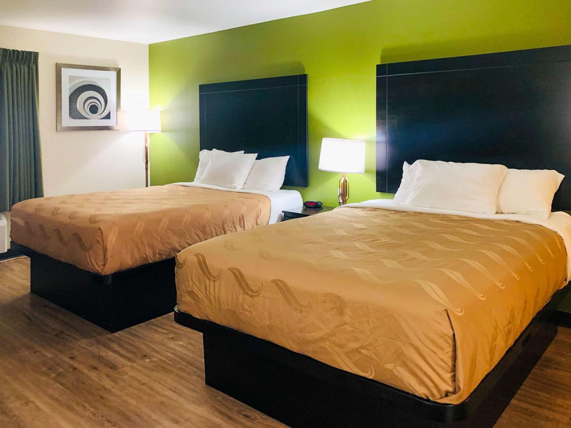 Quality Inn & Suites Lake Charles South Buitenkant foto