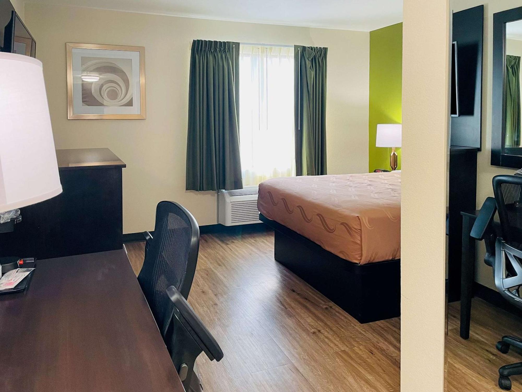 Quality Inn & Suites Lake Charles South Buitenkant foto